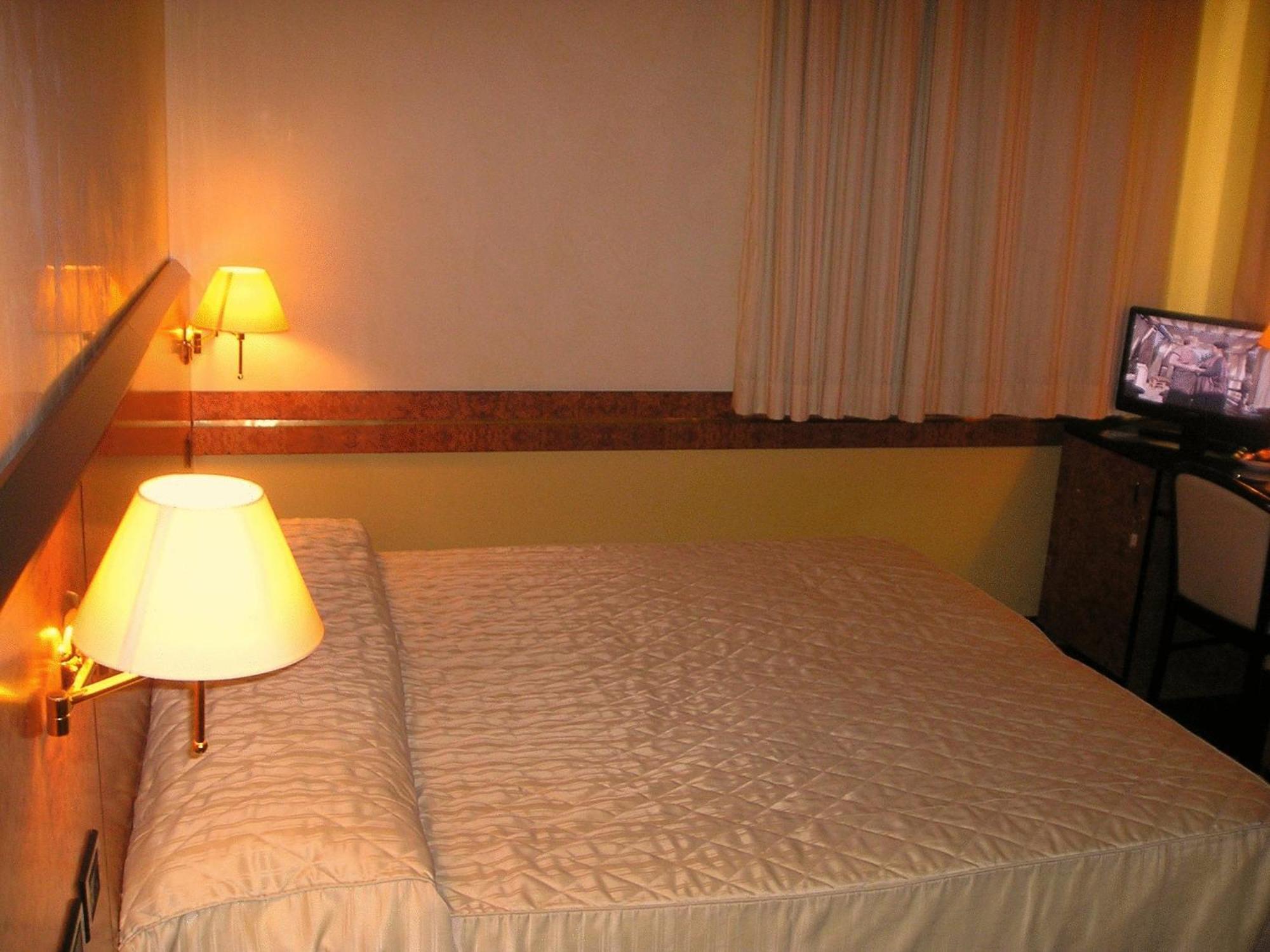 Park Hotel Villa Leon d'Oro Noventa di Piave Exteriör bild
