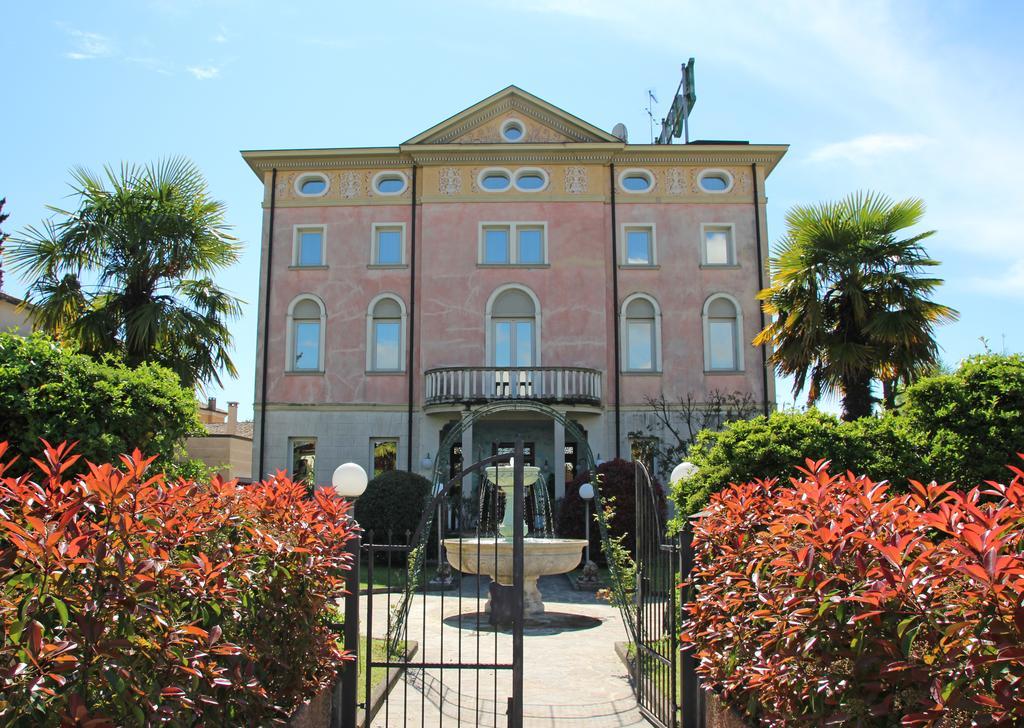 Park Hotel Villa Leon d'Oro Noventa di Piave Exteriör bild